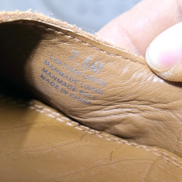 Gianni Bini Brown Strapped Leather Ankle Flats Size 7.5M🌴 - Picture 11 of 11